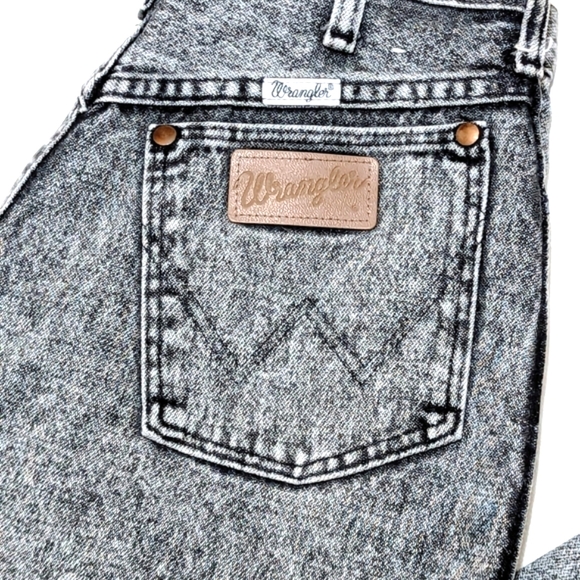 Wrangler | Vintage | High Waisted Acid Wash | Western | Straight Leg | Bohemian - Picture 7 of 8